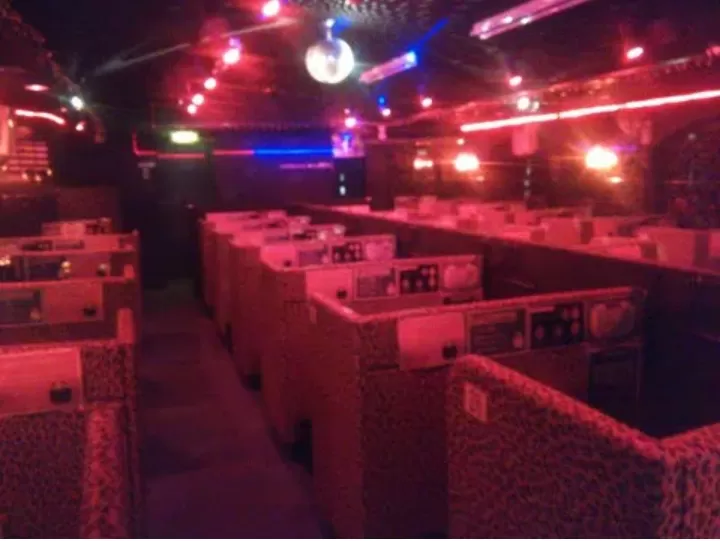 日本粉红沙龙(口爆店)2